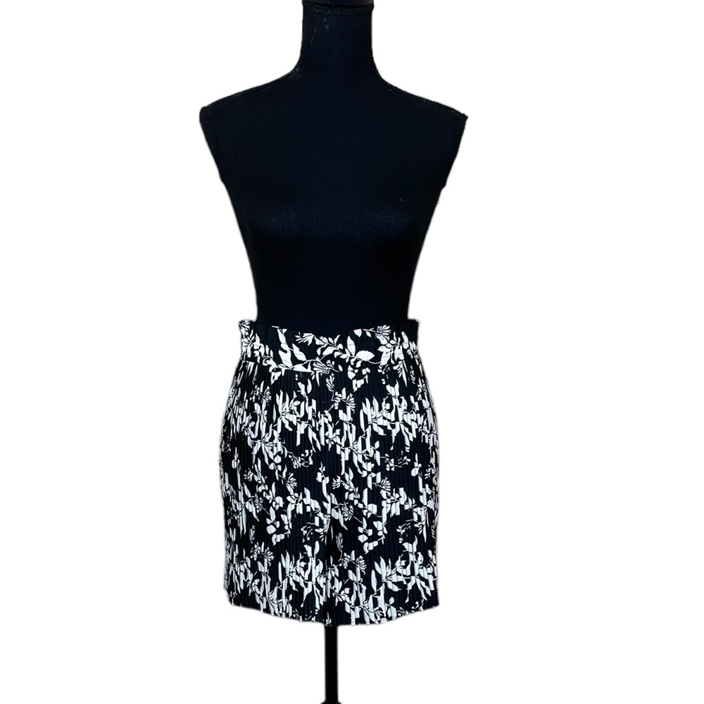 Ann Taylor Factory High Waist Pleated Shorts NWT (SBin)